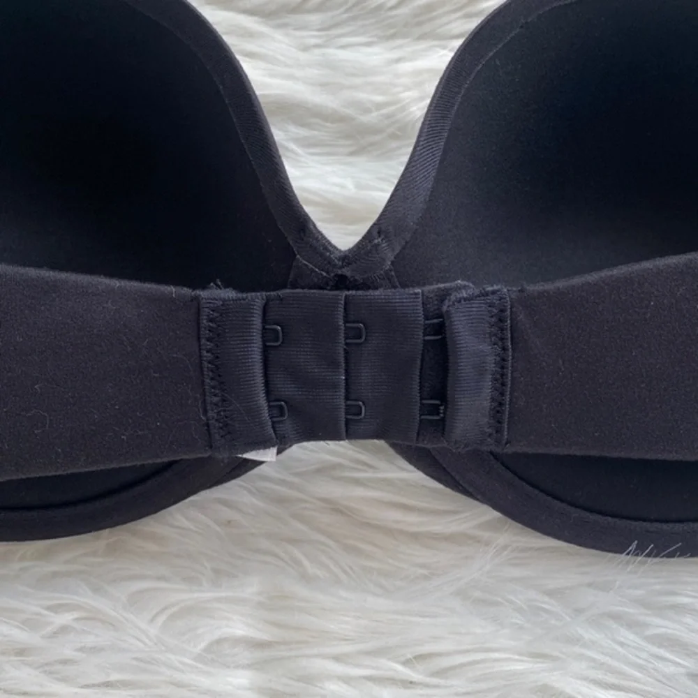 Maidenform |‎ Black Strapless Bra